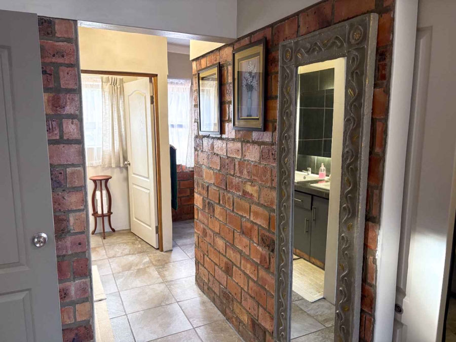 3 Bedroom Property for Sale in Stilbaai Wes Western Cape